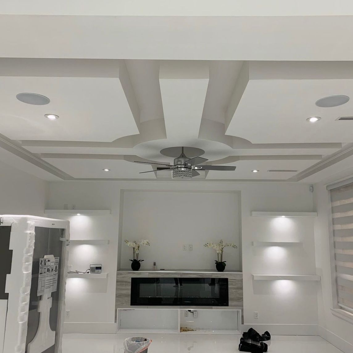 insta-photo-Speakers